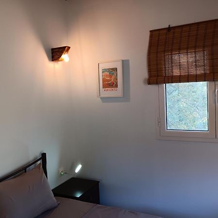 Tolis Rooms Himare Buitenkant foto