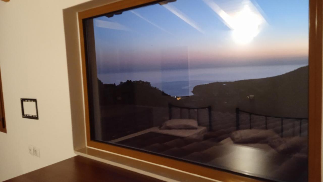 Tolis Rooms Himare Buitenkant foto