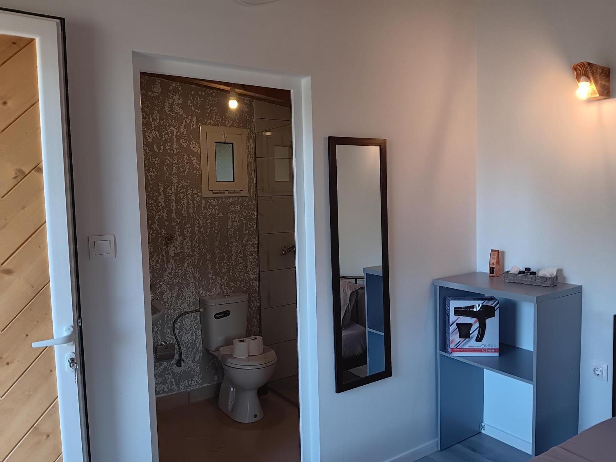 Tolis Rooms Himare Buitenkant foto