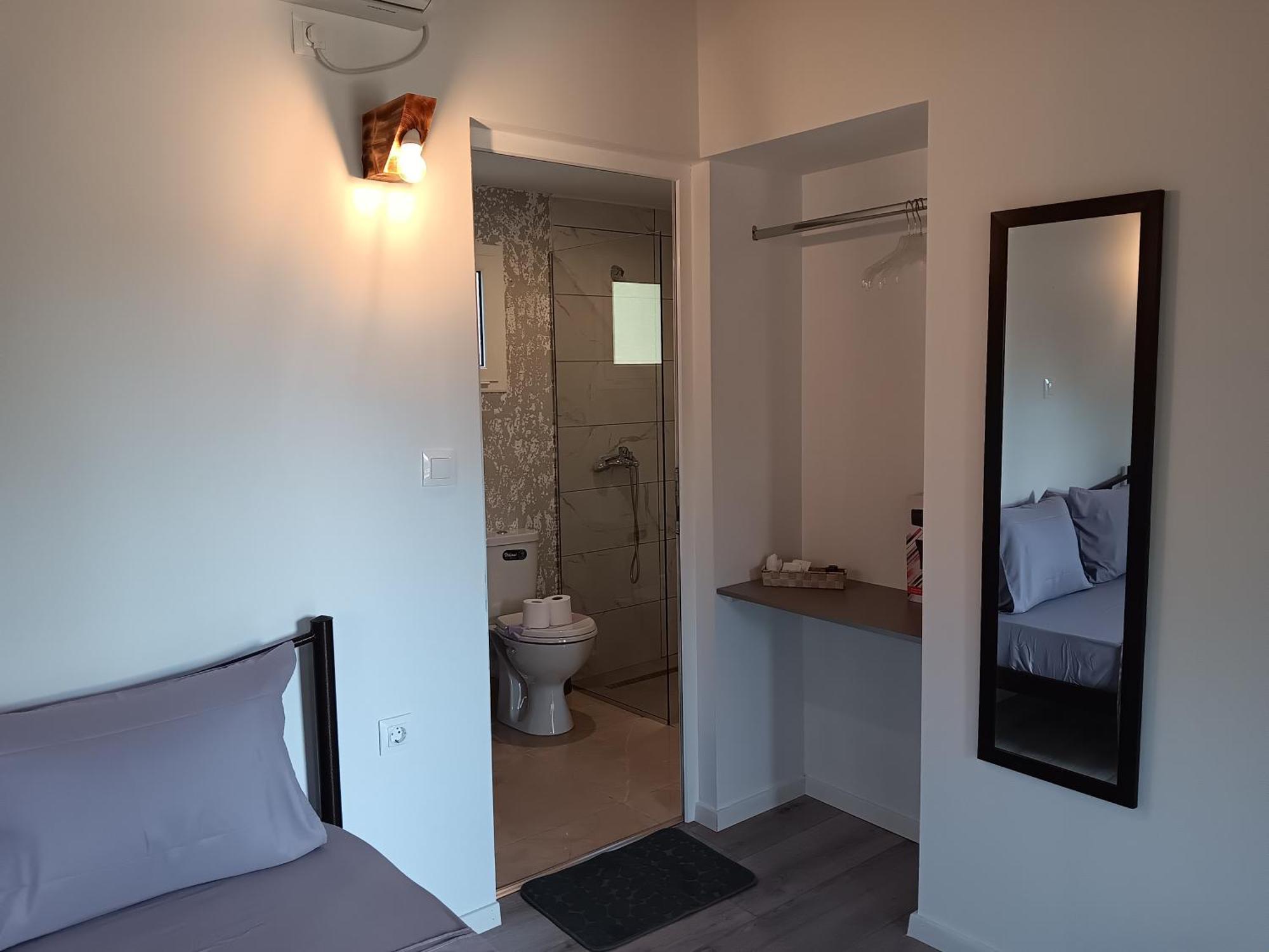 Tolis Rooms Himare Buitenkant foto