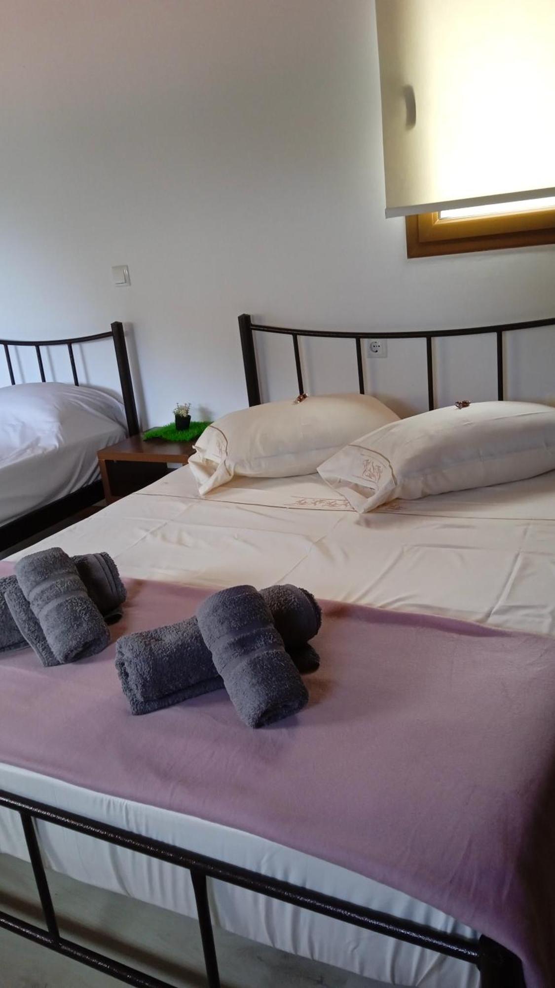 Tolis Rooms Himare Buitenkant foto