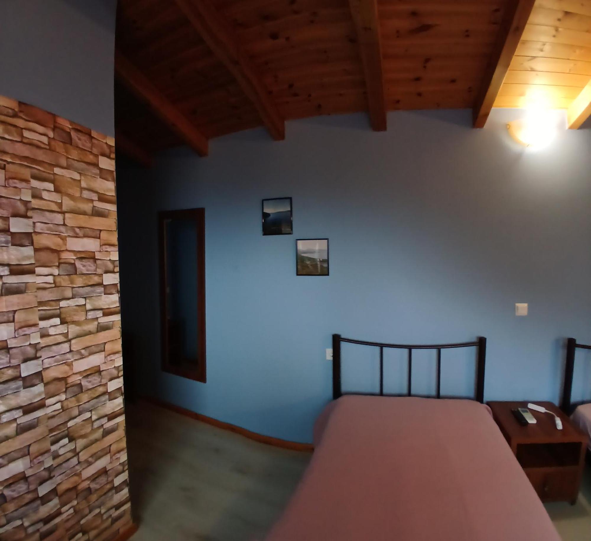 Tolis Rooms Himare Buitenkant foto