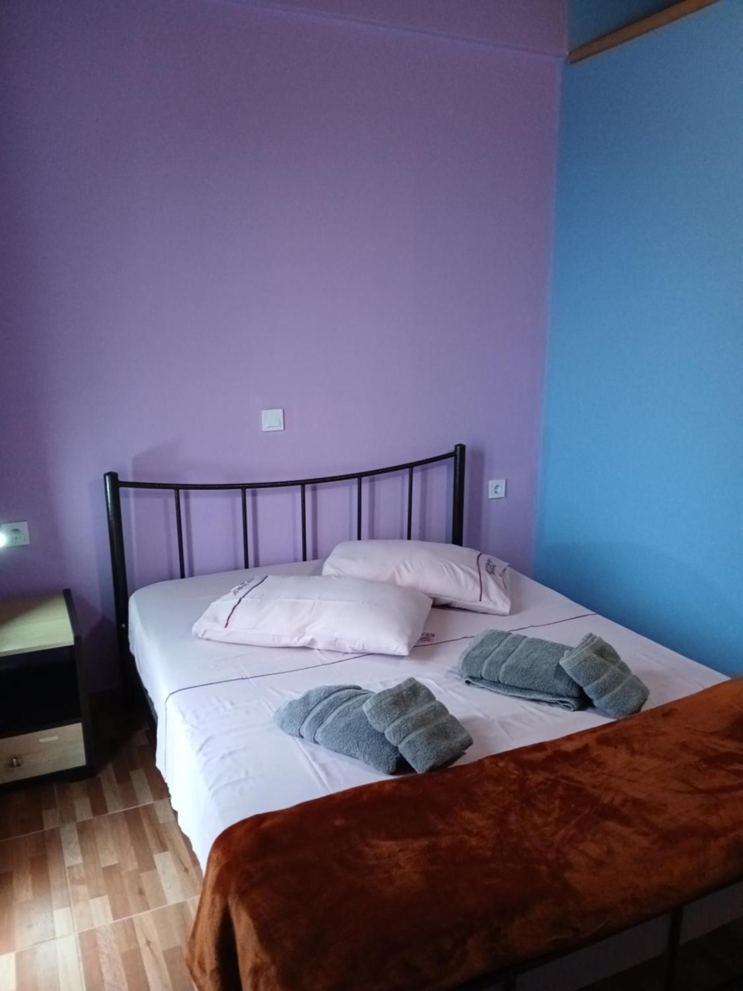 Tolis Rooms Himare Buitenkant foto