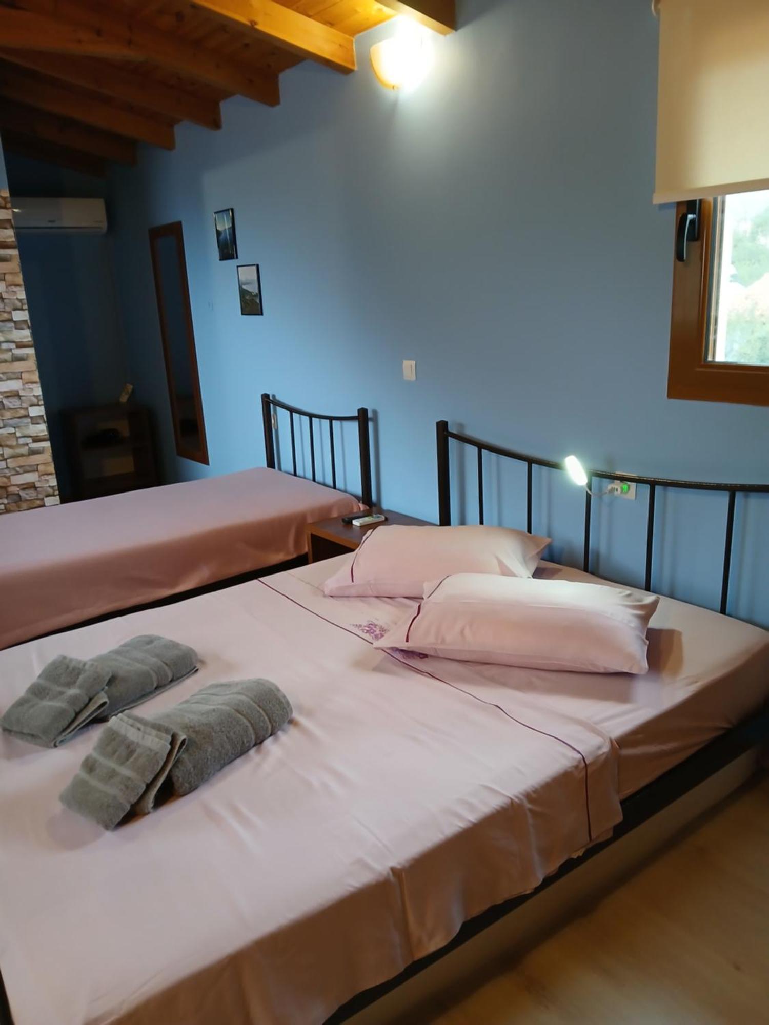 Tolis Rooms Himare Buitenkant foto
