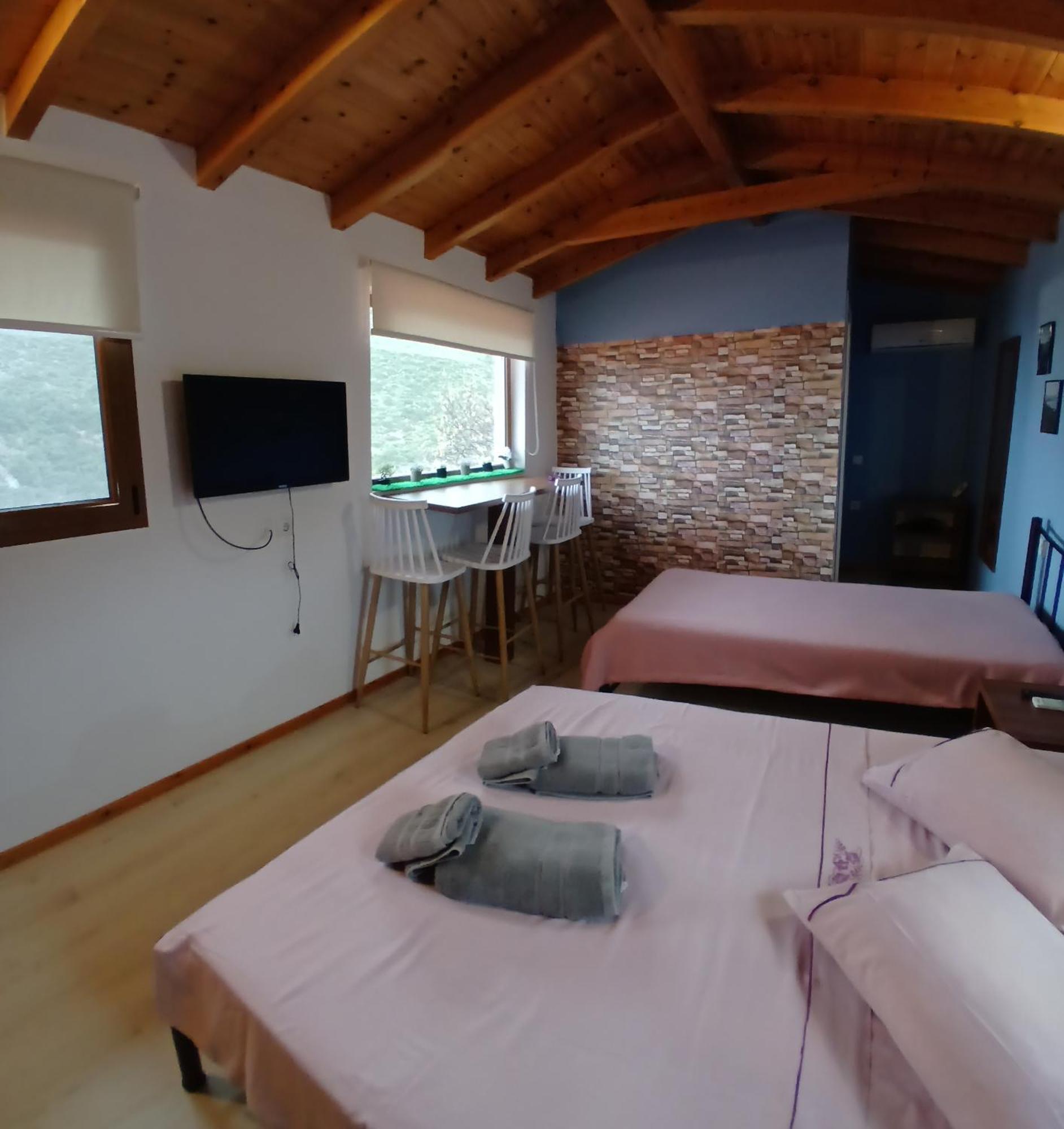 Tolis Rooms Himare Buitenkant foto